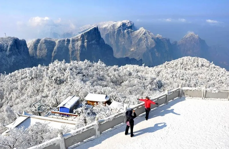 Mùa đông đặt vé máy bay đi Đài Loan ngắm tuyết rơi
