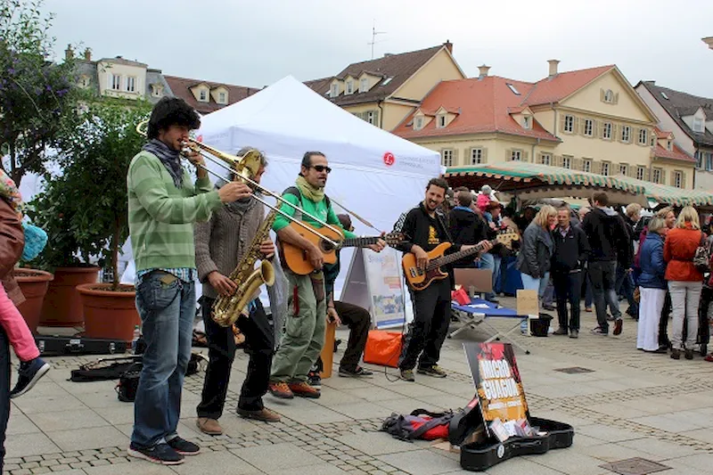 Âm nhạc đường phố là hình ảnh quen thuộc ở Đức