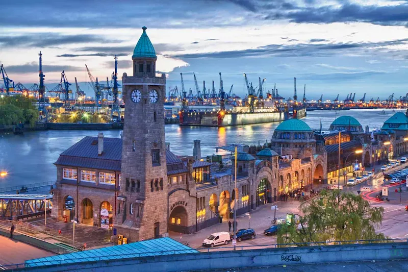 Hamburg nổi tiếng với hệ thống cảng biển rộng lớn